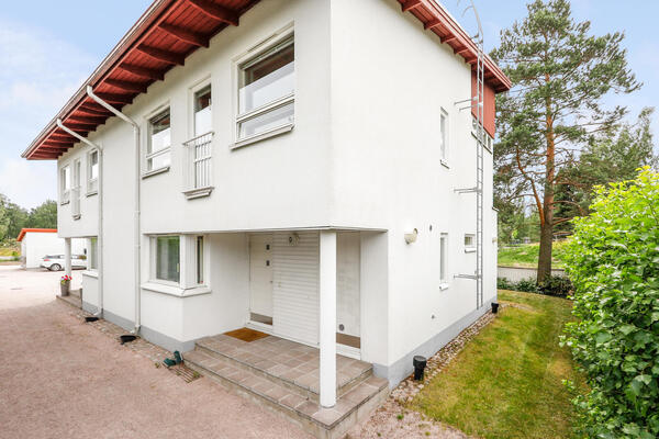 Tonttumuorinkuja 5, Espoo (Tontunmäki)
