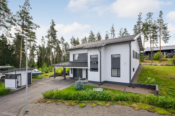 Kukkurankaari 14, Kouvola (Valkeala)