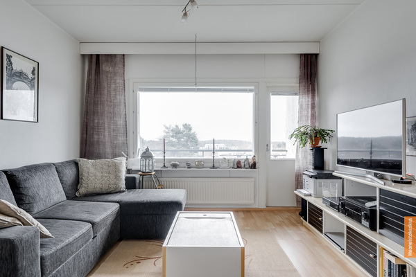 Stoltinkatu 7, Turku (Runosmäki)