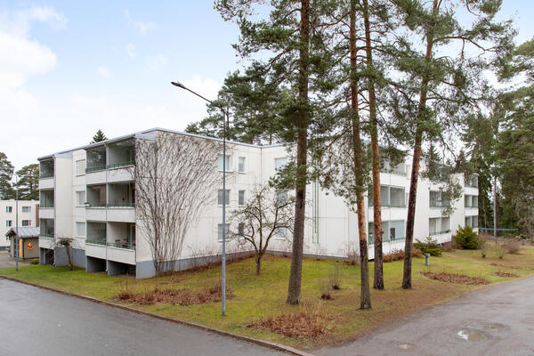 Karhuntie 14, Hämeenlinna (Puistonmäki)