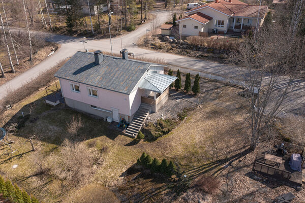 Saarnimetsäntie 45, Lohja (Maksjoki)