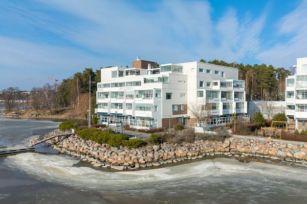 Merivalkama 15 Kivenlahti