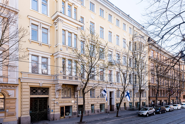 Bulevardi 12 Keskusta