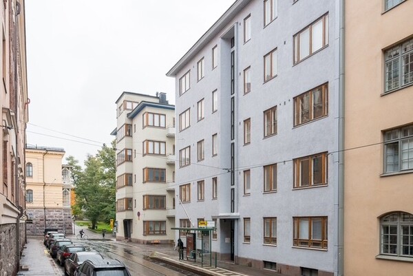 Tarkk’ampujankatu 2 Ullanlinna
