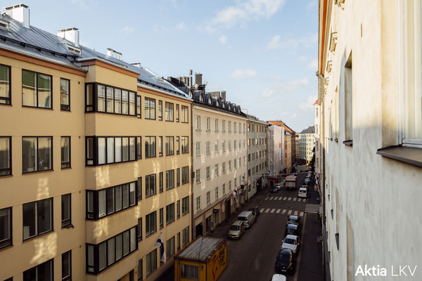 Näkymä länteen oh:n erkkeri-ikkunasta