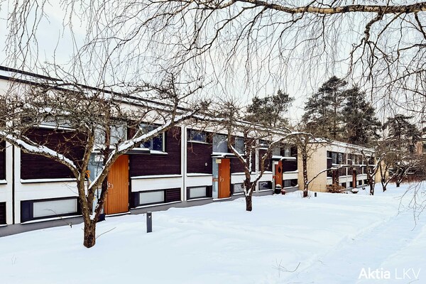 Koti Kotitontuntien varrella