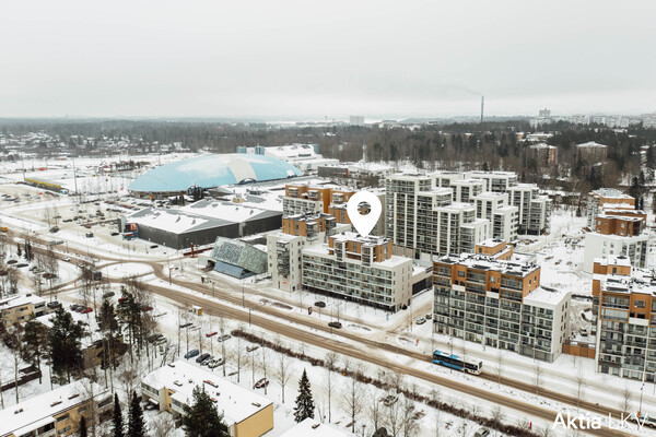 Optimaalinen sijainti Metron läheisyydessä ja lähikauppakin kulman takana