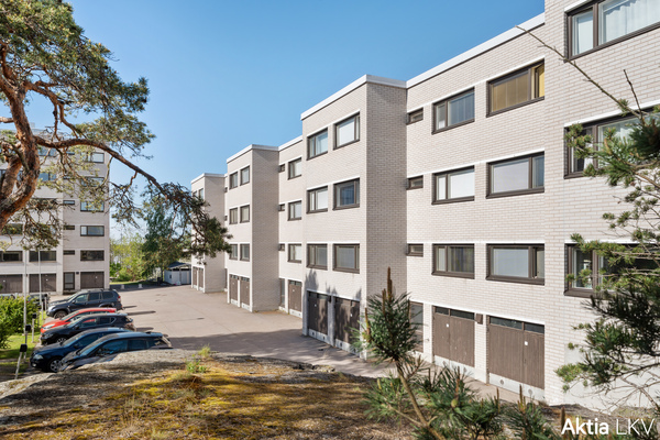 julkisivu