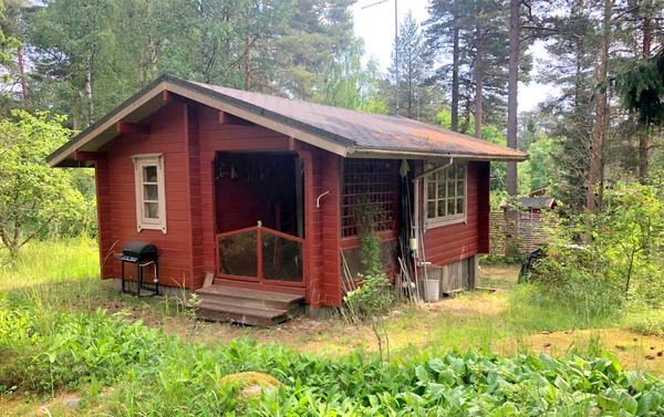 Oma mökki Järnön saaressa
