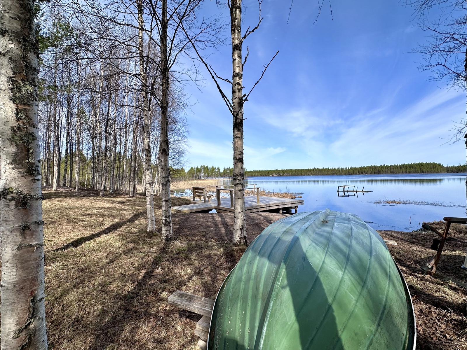 Vene sisältyy hintaan