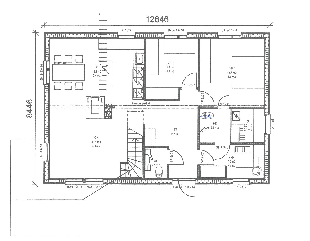 Pohjakuva ohjeellinen mm pohjakuvasta poiketen kylpyhuoneessa wc - istuimen  tilalla toinen suihku