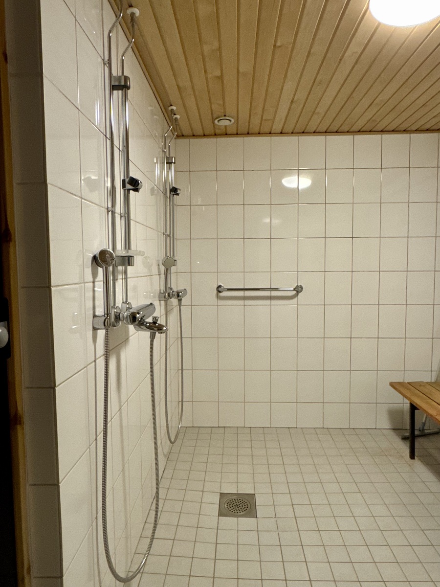 Taloyhtiön pesuhuone-/saunatilat