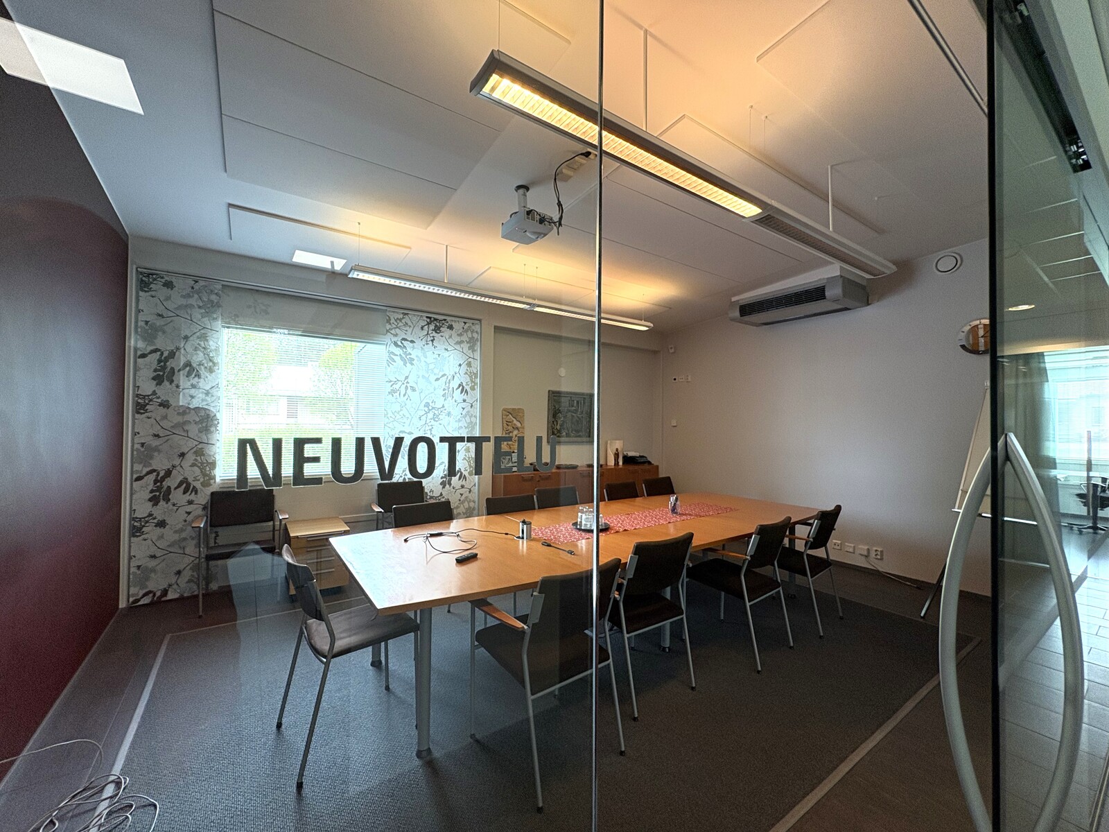 Neuvotteluhuone