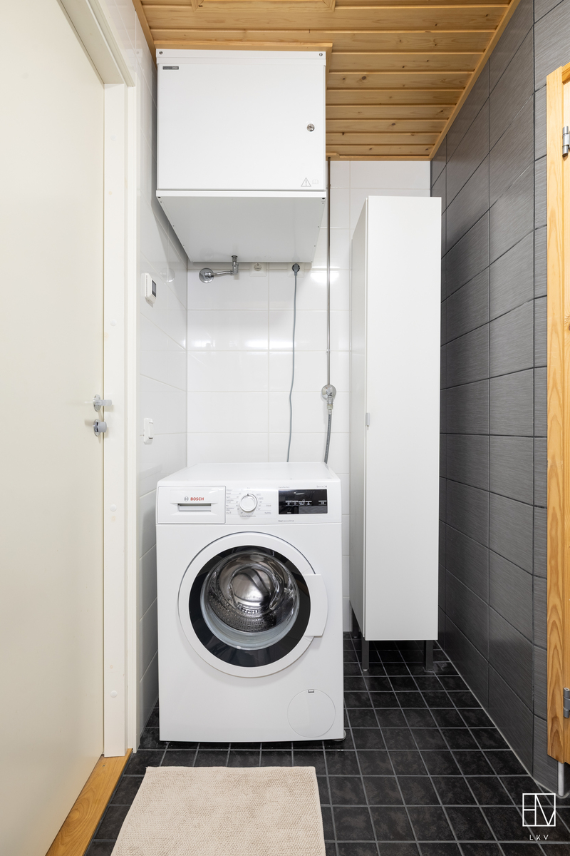 Kypyhuoneessa paikka pesutornille