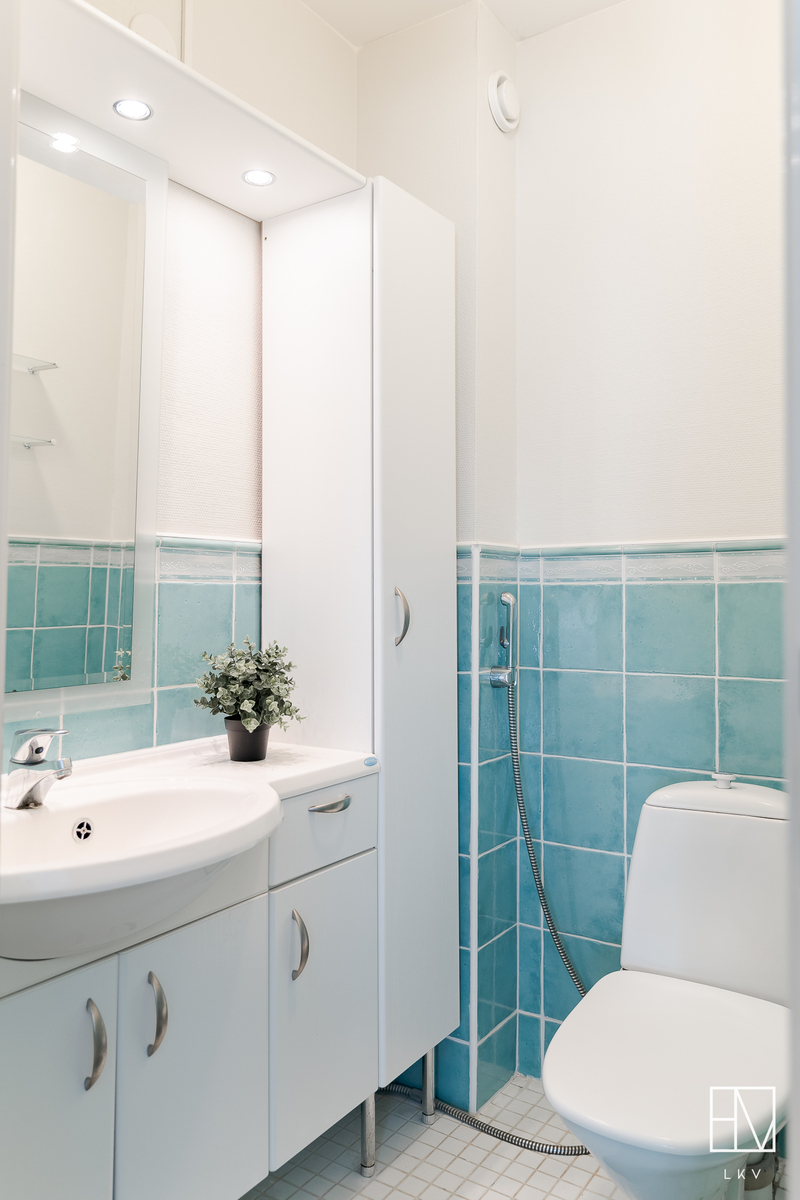 Erillinen wc yläkerta