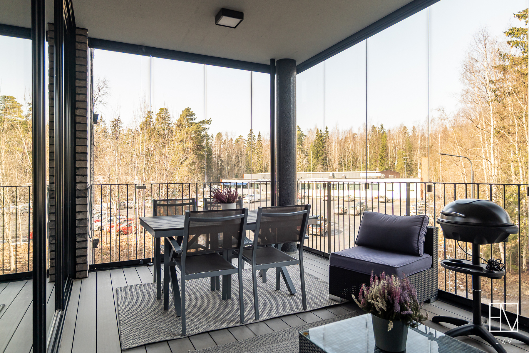 Lasitettu parveke toimii lisähuoneena