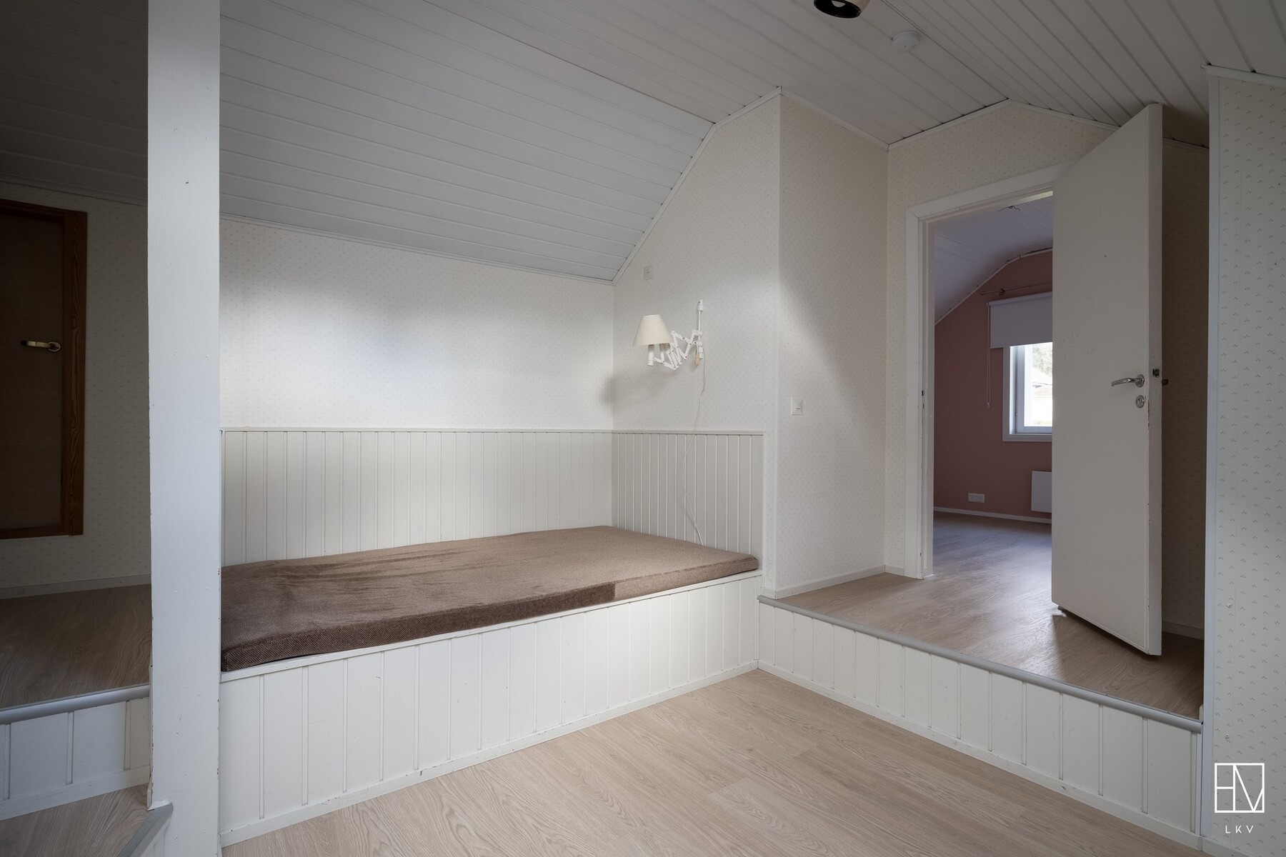 Yläkerran aula