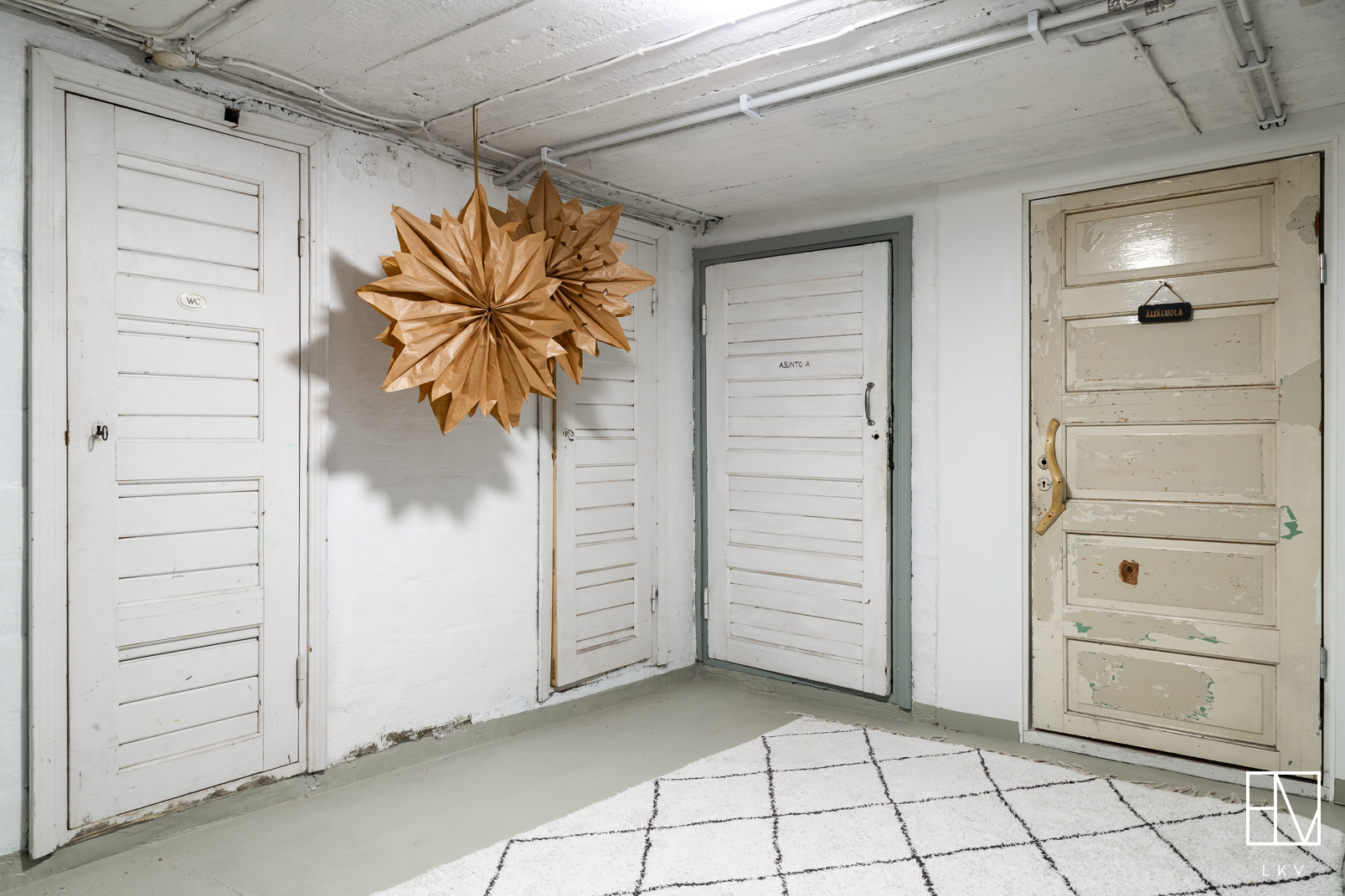 Taloyhtiön kellaritiloja