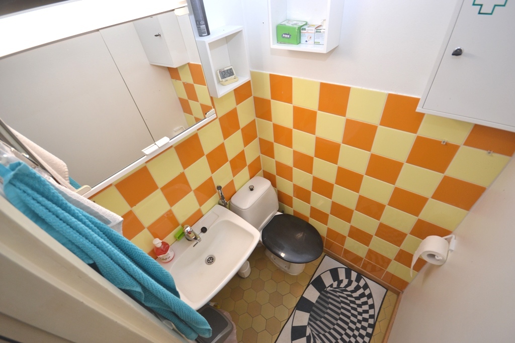 Wc 1