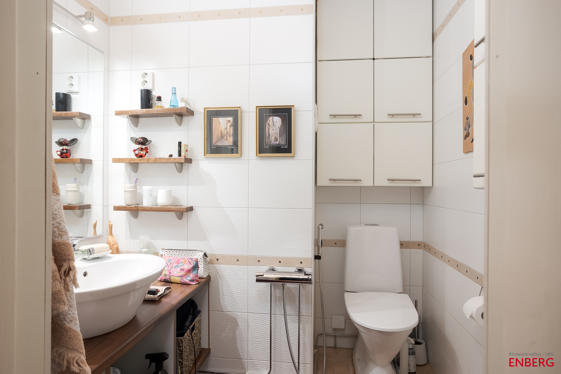 Erillinen WC