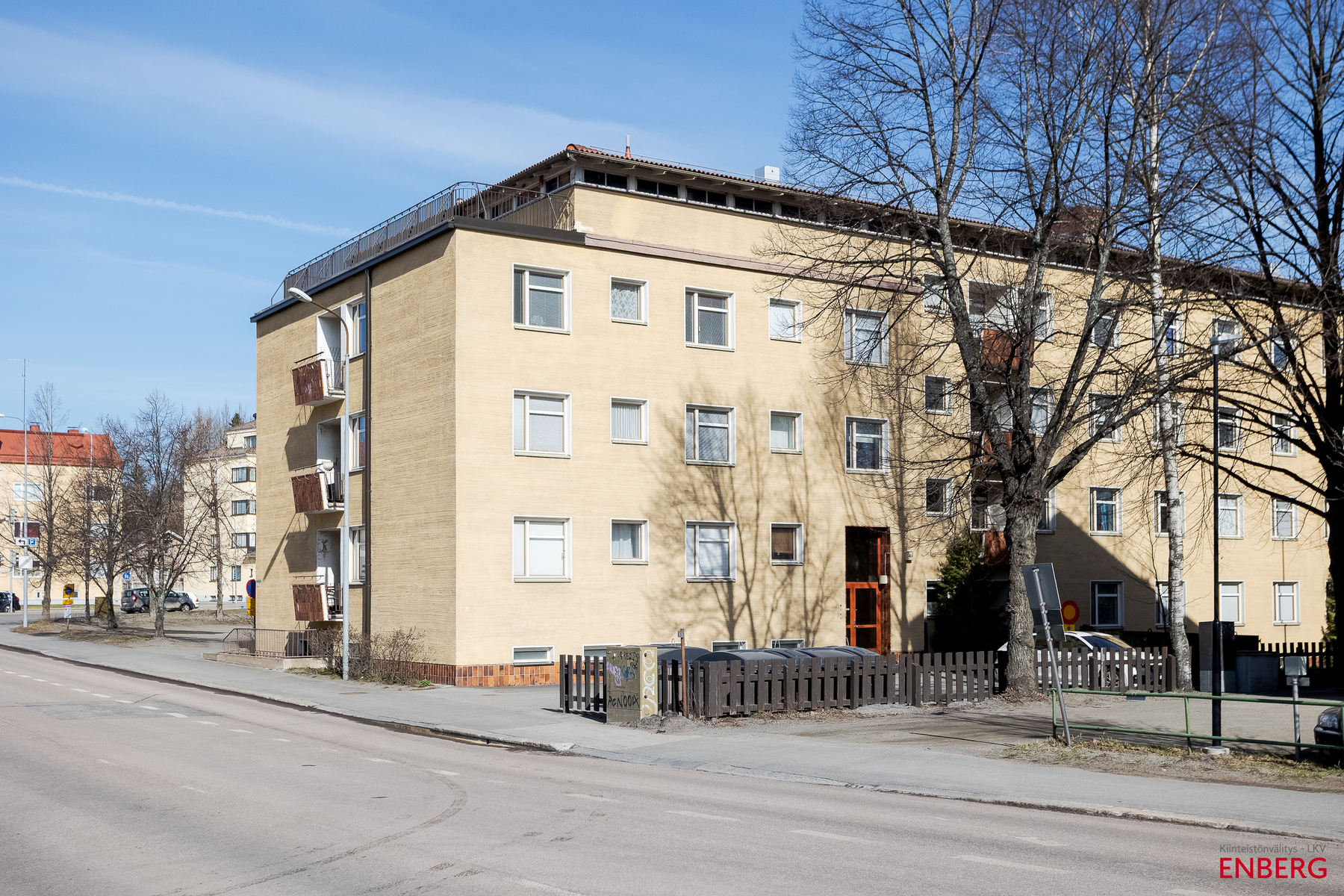 Sisäänkäynti nro2