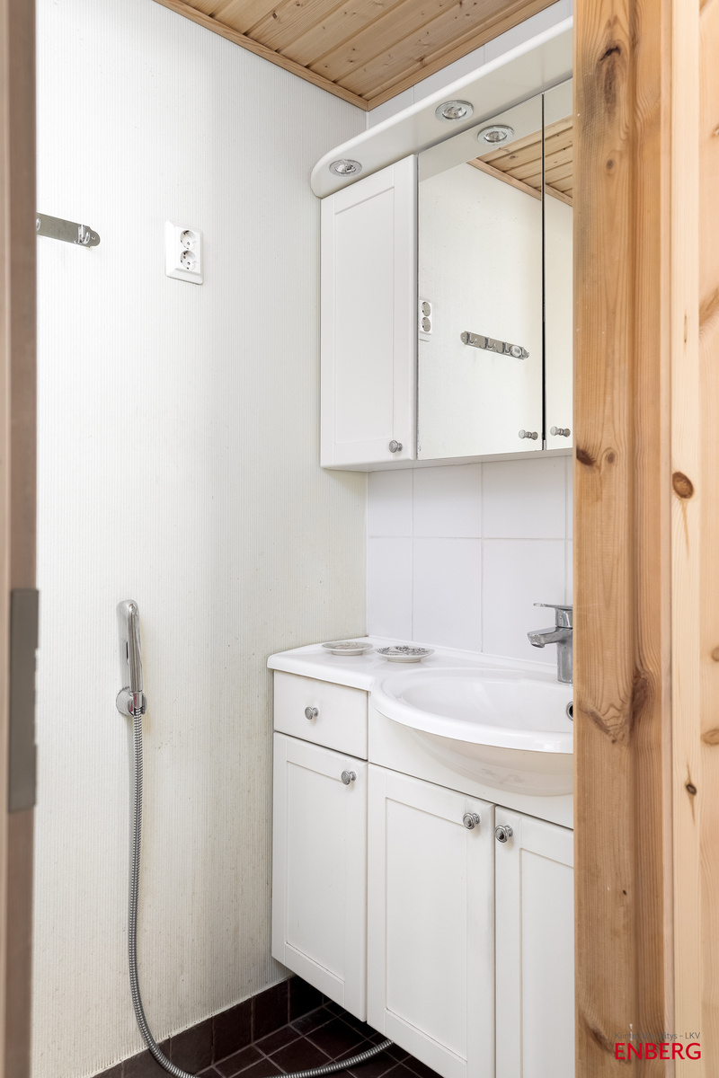 Alakerran WC