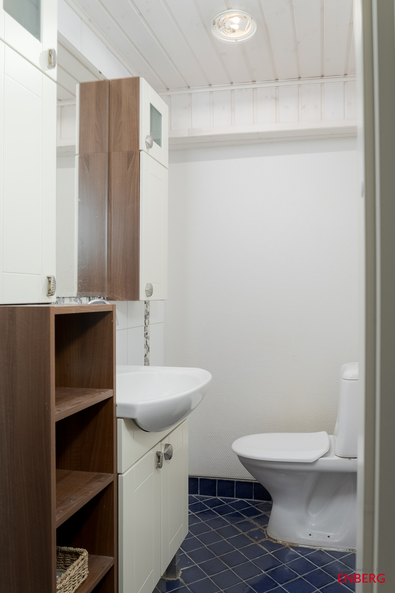 Erillinen WC
