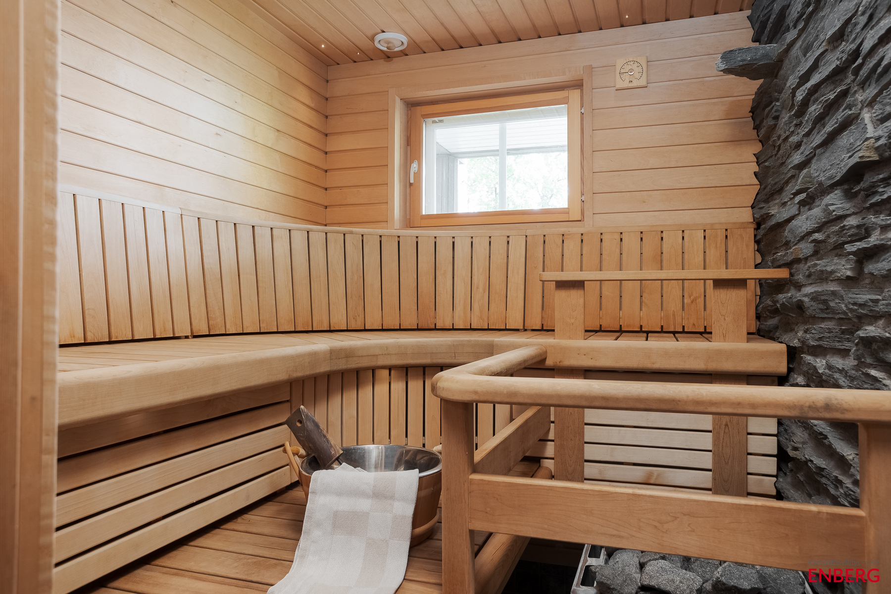 Päärakennuksen sauna