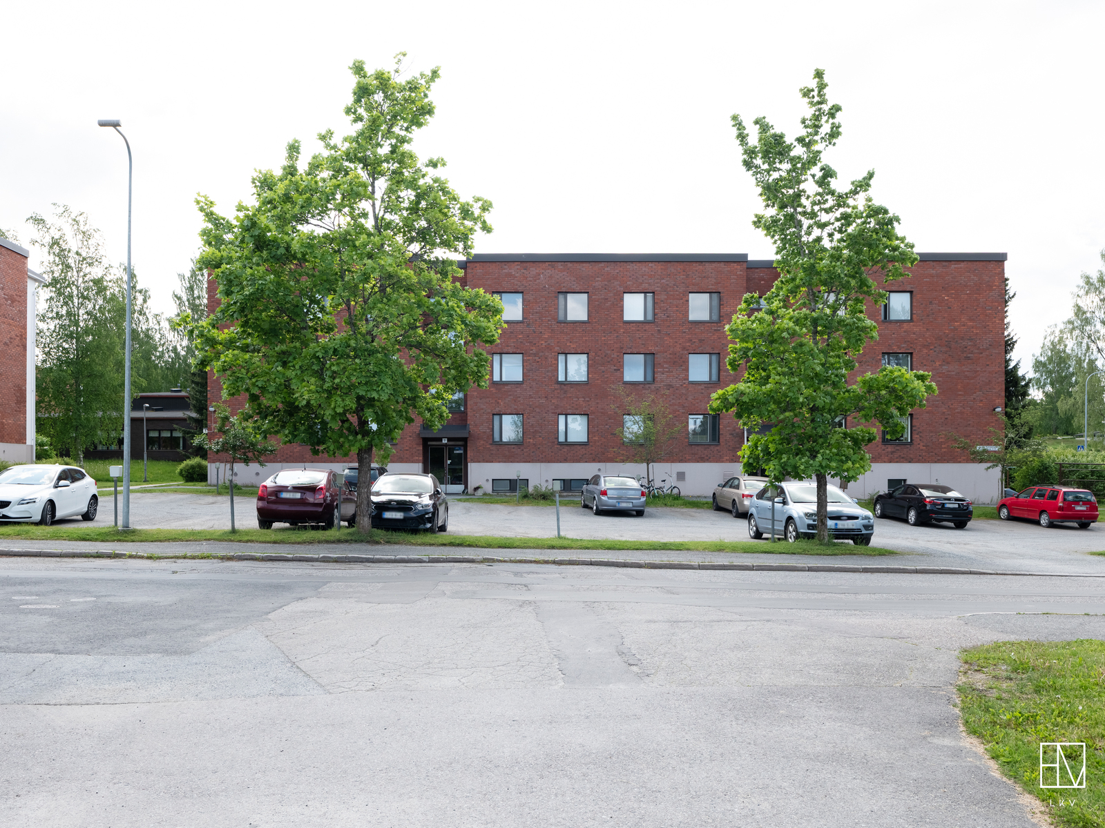 Julkisivu