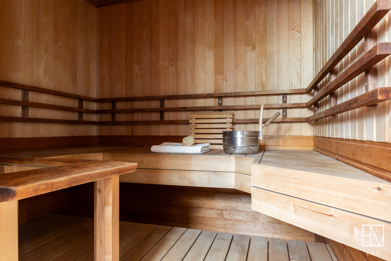 Saunaan mahtuu koko perhe