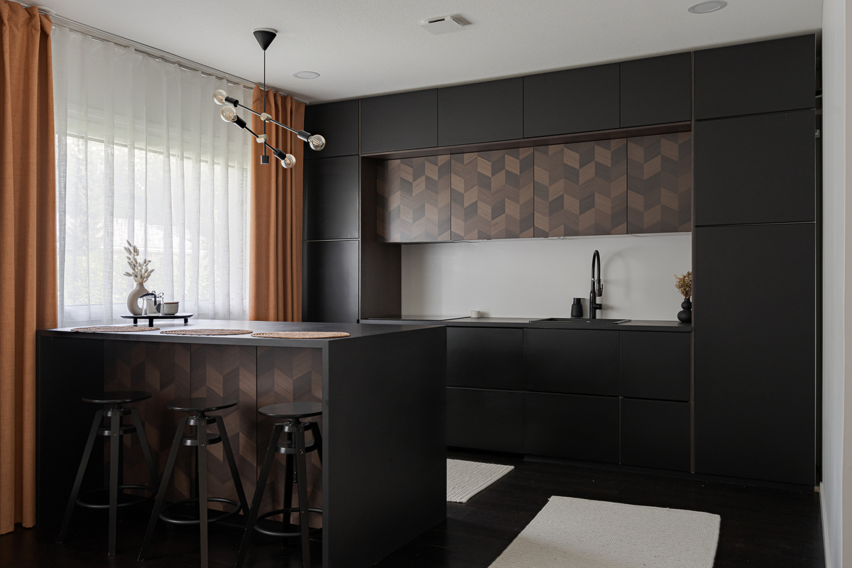 Saareke baarijakkaroineen