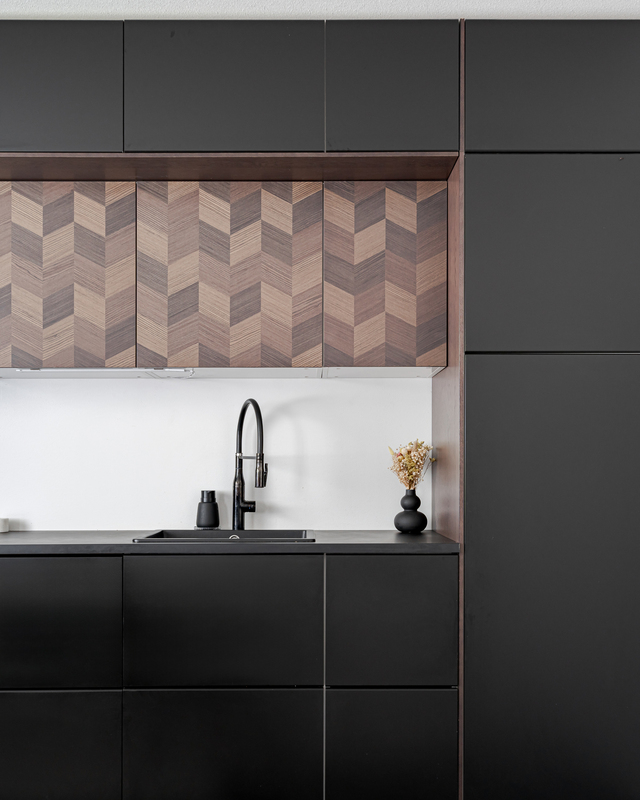 Keittiöhana mustana, tottakai