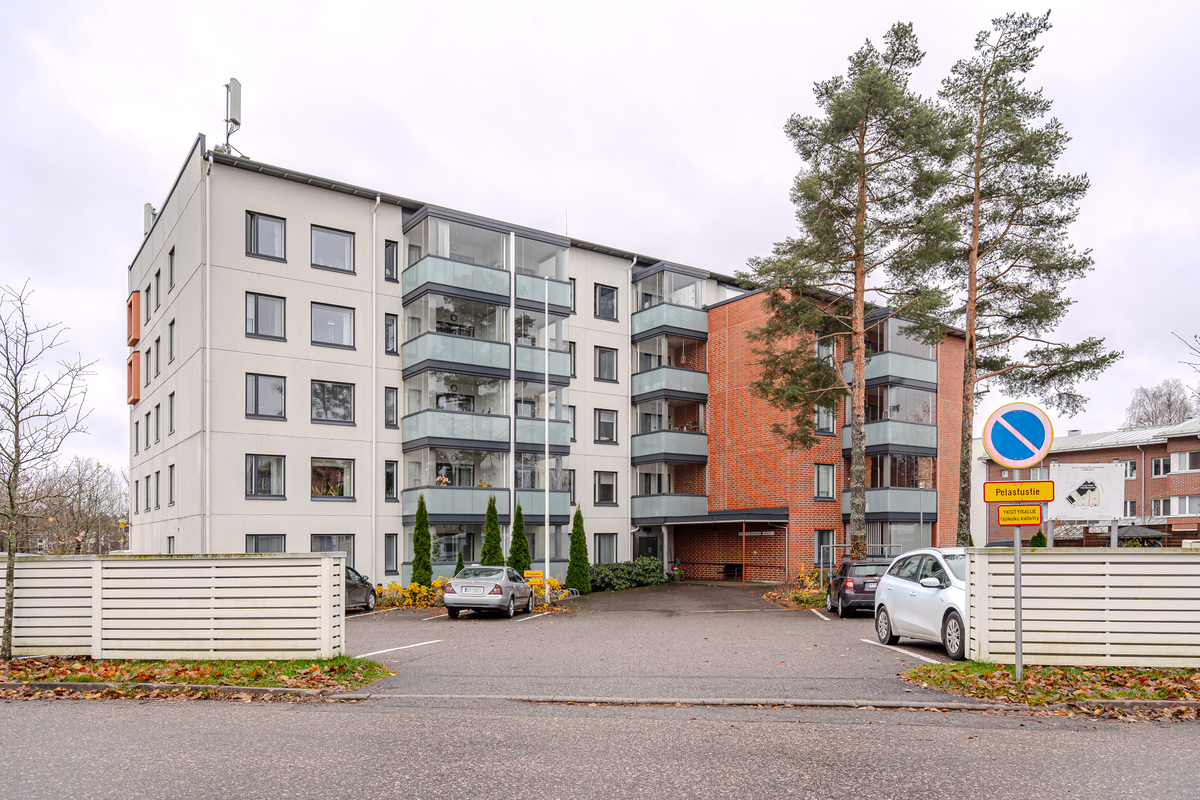 Lillinkujalta näkymä